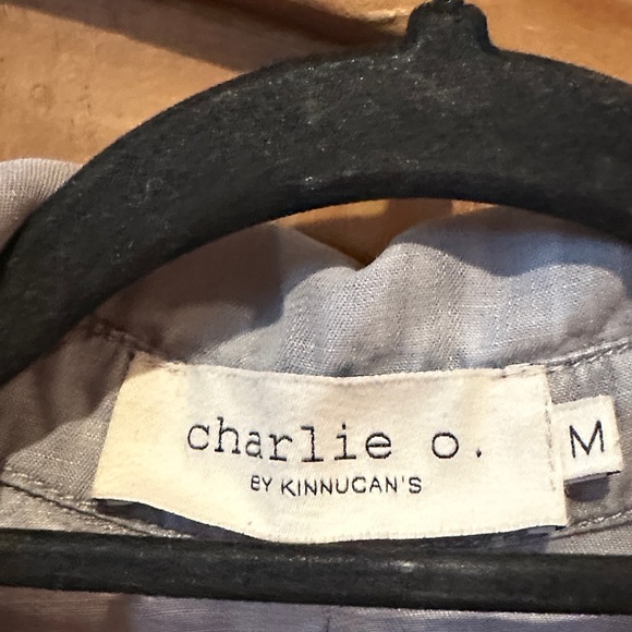 Light Wash Fringe-Hem Button-Up Shirt - Women - Picture 2 of 4